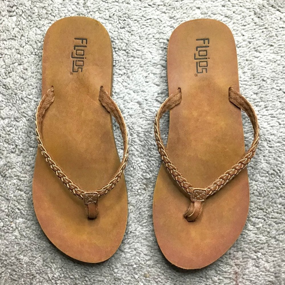Flojos flat women's sandals Size 8-9